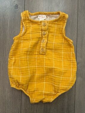 Cat & Jack Baby Sun Gauze Tank Henley Romper; Mustard Yellow- Sz: 6-9m